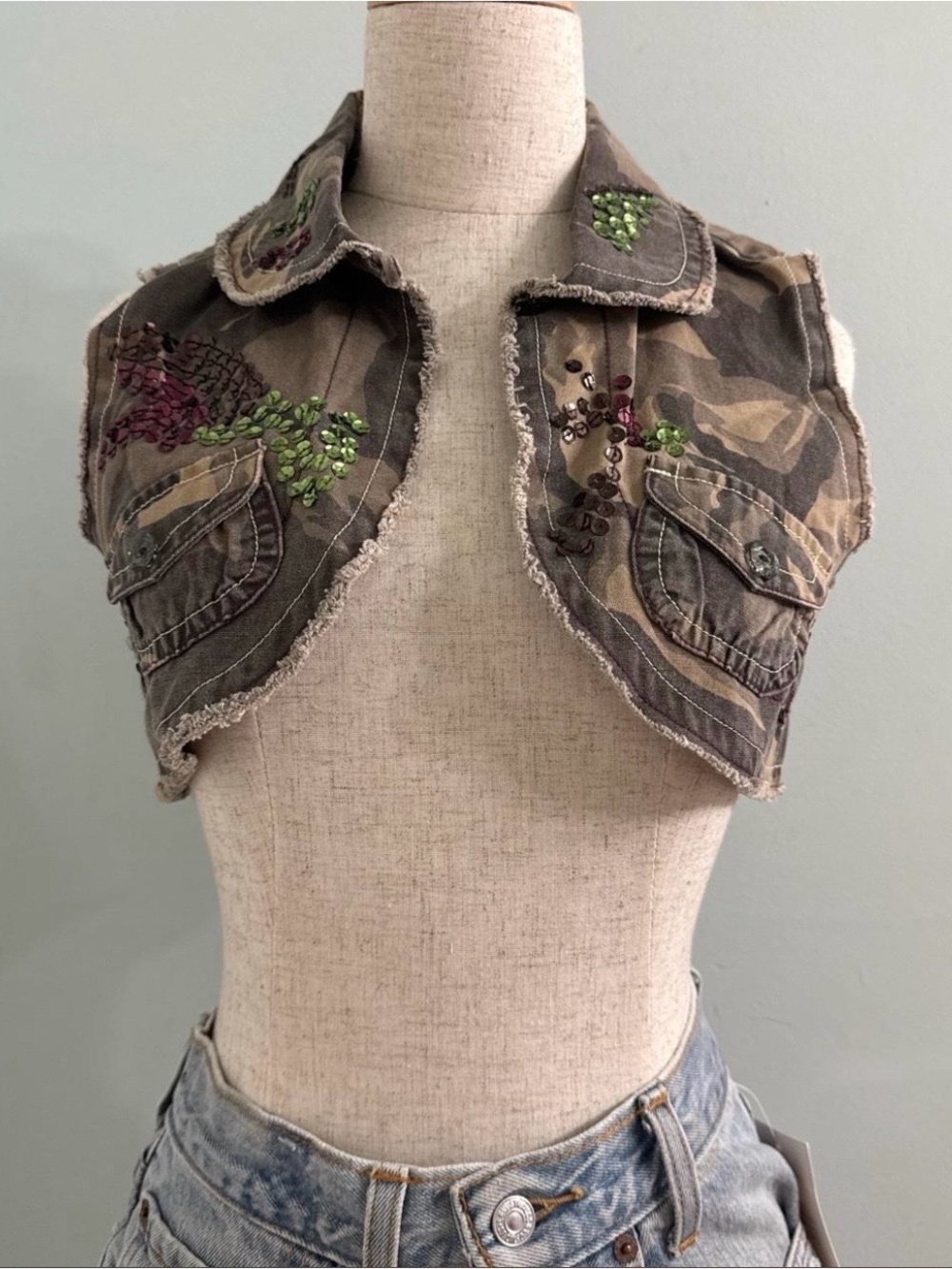 Y2K Camo Sequins Cropped Vest XS S